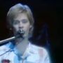 Kiss On My List (Live) - Daryl Hall, John Oates